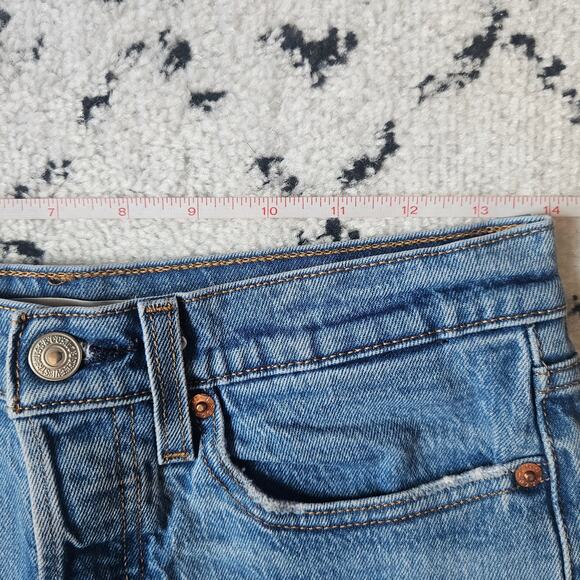 Levi's Wedgie Tapered Leg High Rise Ankle Jeans Size 27 - Picture 9 of 13